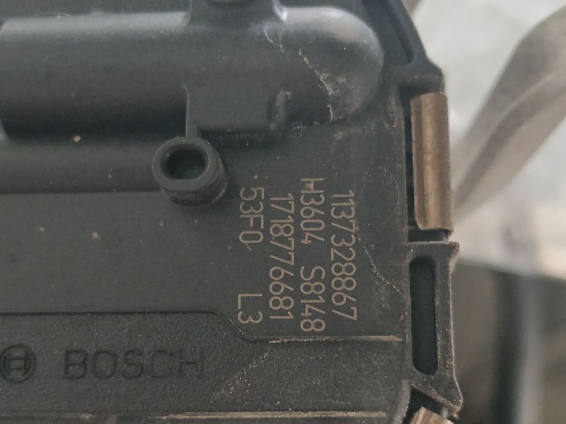 Recambio de motor limpia delantero para kia carens iv 1.7 crdi referencia OEM IAM   