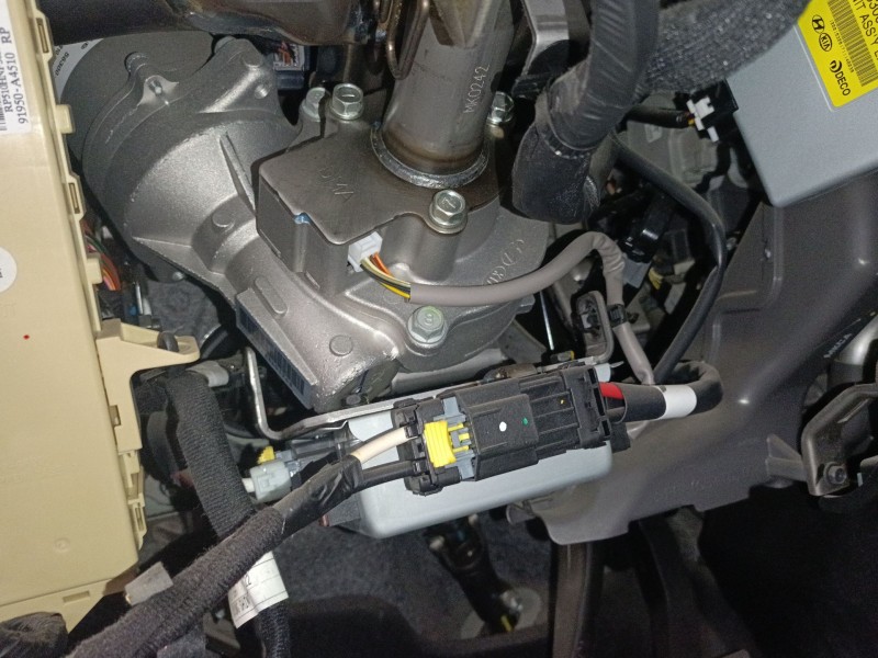 Recambio de columna direccion para kia carens iv 1.7 crdi referencia OEM IAM 56340A4100  