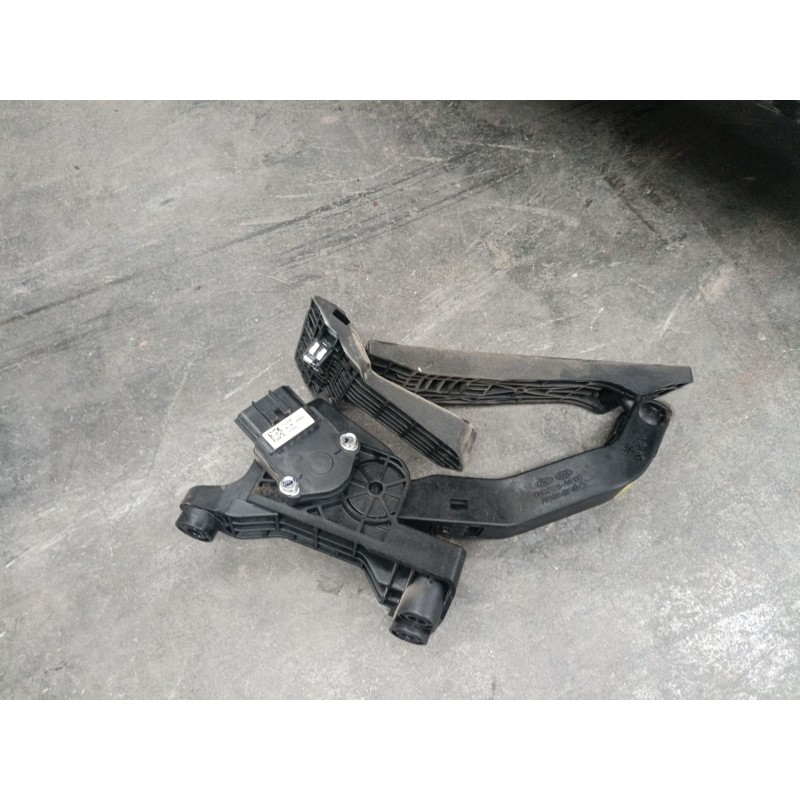 Recambio de pedal acelerador para kia carens iv 1.7 crdi referencia OEM IAM 361902A000  