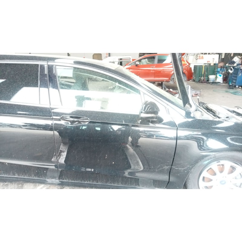 Recambio de puerta delantera derecha para ford mondeo turn. referencia OEM IAM   