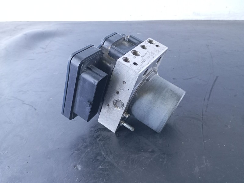 Recambio de abs para volkswagen crafter furgoneta (sy_, sx_) 2.0 tdi rwd referencia OEM IAM 2N0614517D  