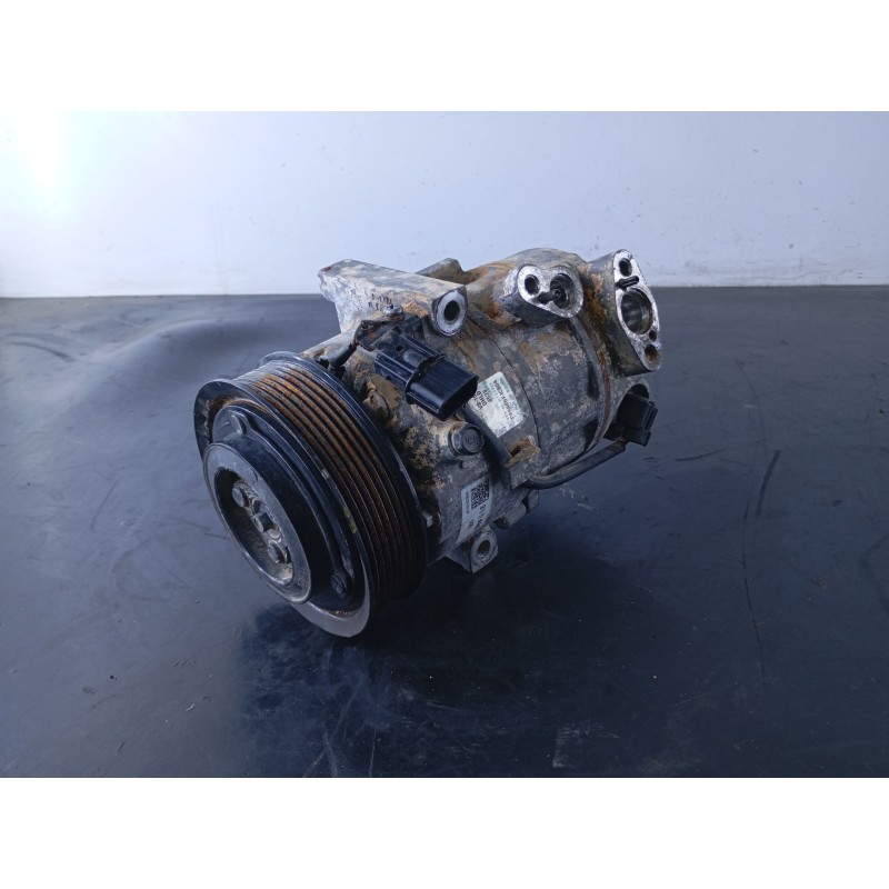 Recambio de compresor aire acondicionado para kia sportage iv (ql, qle) 1.6 crdi referencia OEM IAM 97701D7550  