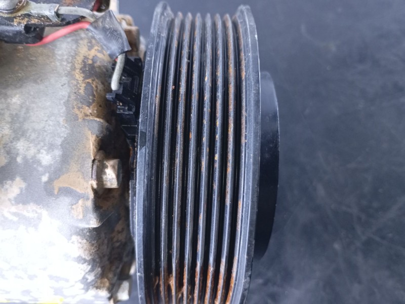 Recambio de compresor aire acondicionado para kia sportage iv (ql, qle) 1.6 crdi referencia OEM IAM 97701D7550  