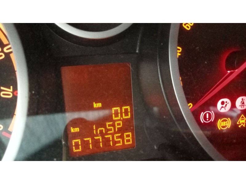 opel corsa d (s07) del año 2014