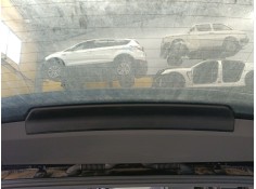 LUZ CENTRAL DE FRENO 