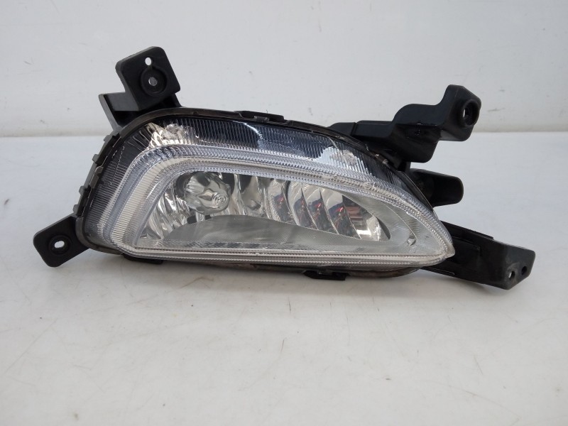 Recambio de faro antiniebla derecho para hyundai tucson (tl, tle) 1.6 gdi referencia OEM IAM   