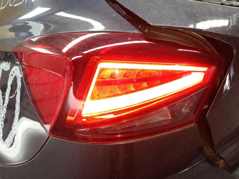 Recambio de piloto trasero izquierdo para seat ibiza v (kj1, kjg) 1.0 tsi referencia OEM IAM   