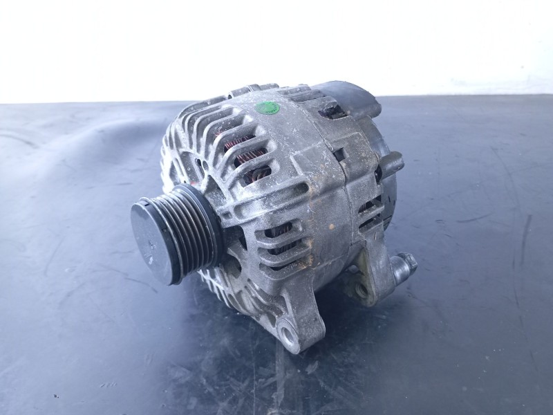 Recambio de alternador para peugeot 5008 referencia OEM IAM 400390171  