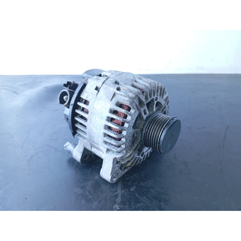 Recambio de alternador para peugeot 5008 referencia OEM IAM 400390171  
