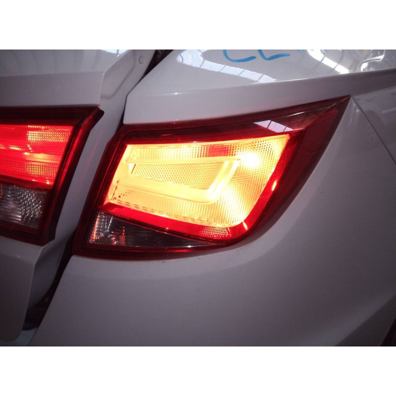 Recambio de piloto trasero derecho para seat leon st (5f8) reference referencia OEM IAM 5F9945096 90047802 E2-A1-44-1