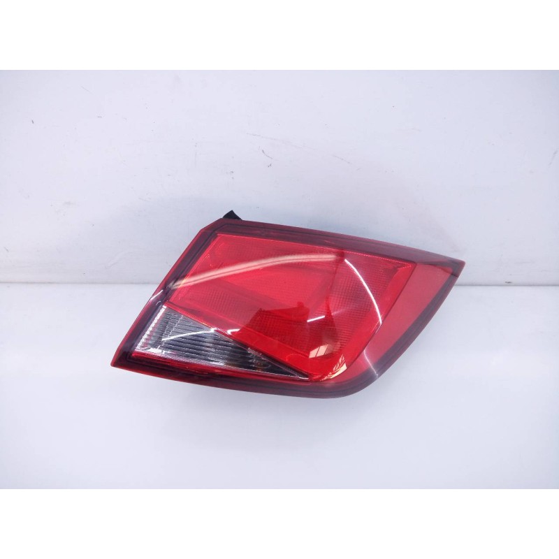 Recambio de piloto trasero derecho para seat leon st (5f8) reference referencia OEM IAM 5F9945096 90047802 E2-A1-44-1