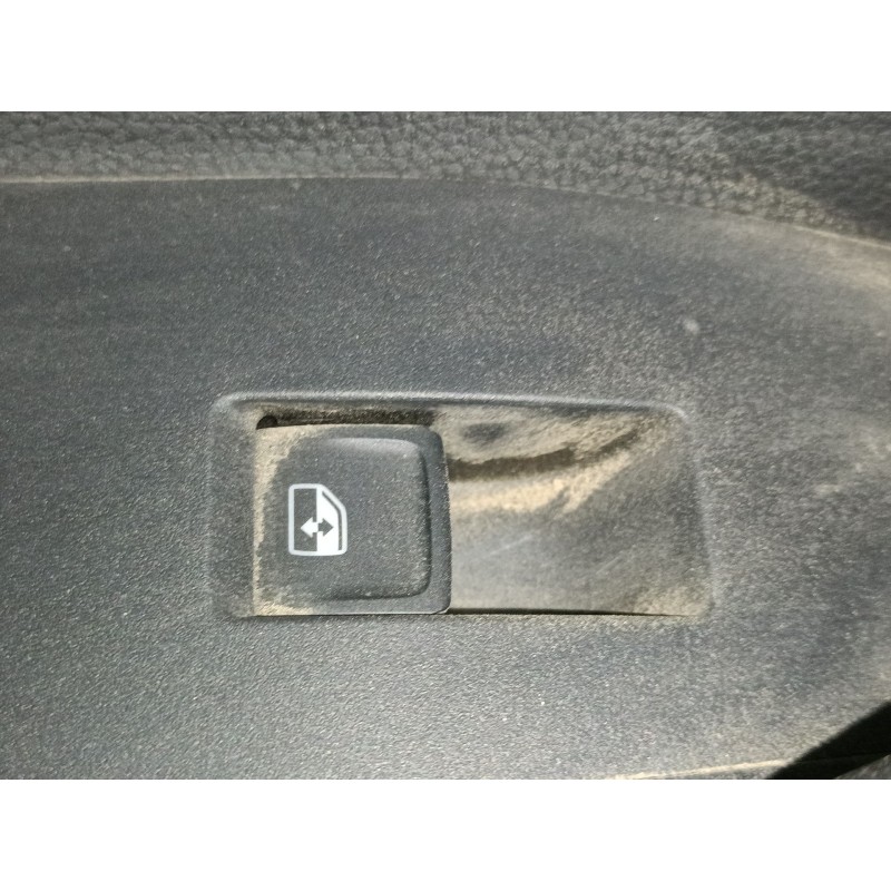 Recambio de mando elevalunas trasero izquierdo para seat ibiza v (kj1, kjg) 1.0 tsi referencia OEM IAM   