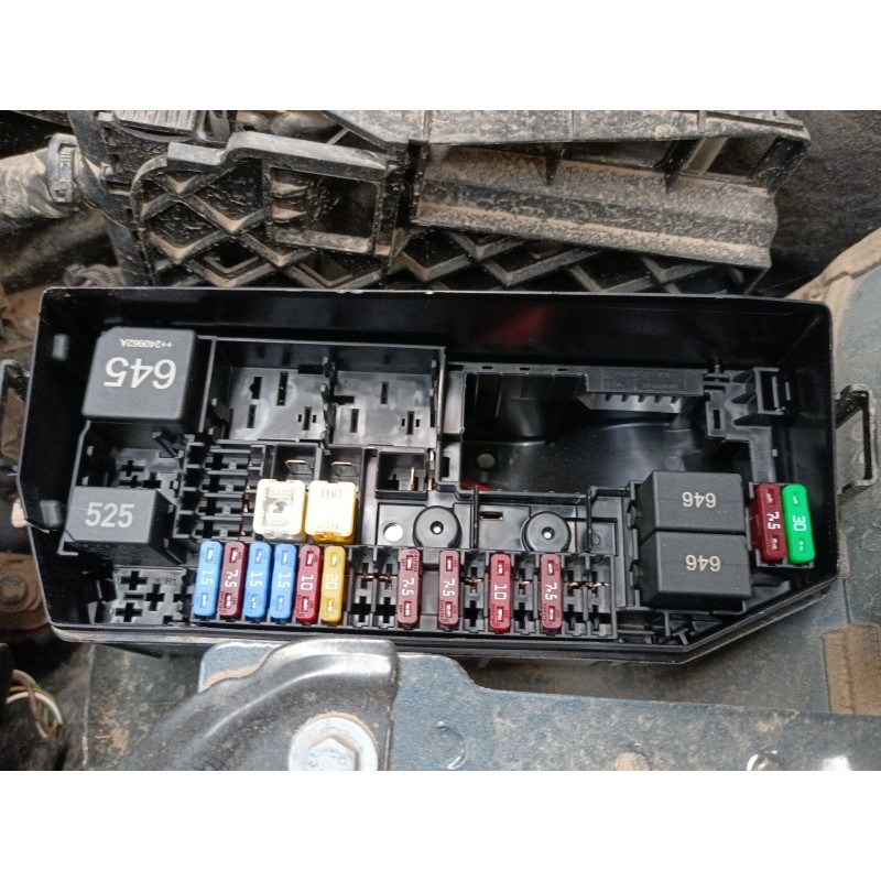 Recambio de caja reles / fusibles para seat ibiza v (kj1, kjg) 1.0 tsi referencia OEM IAM   