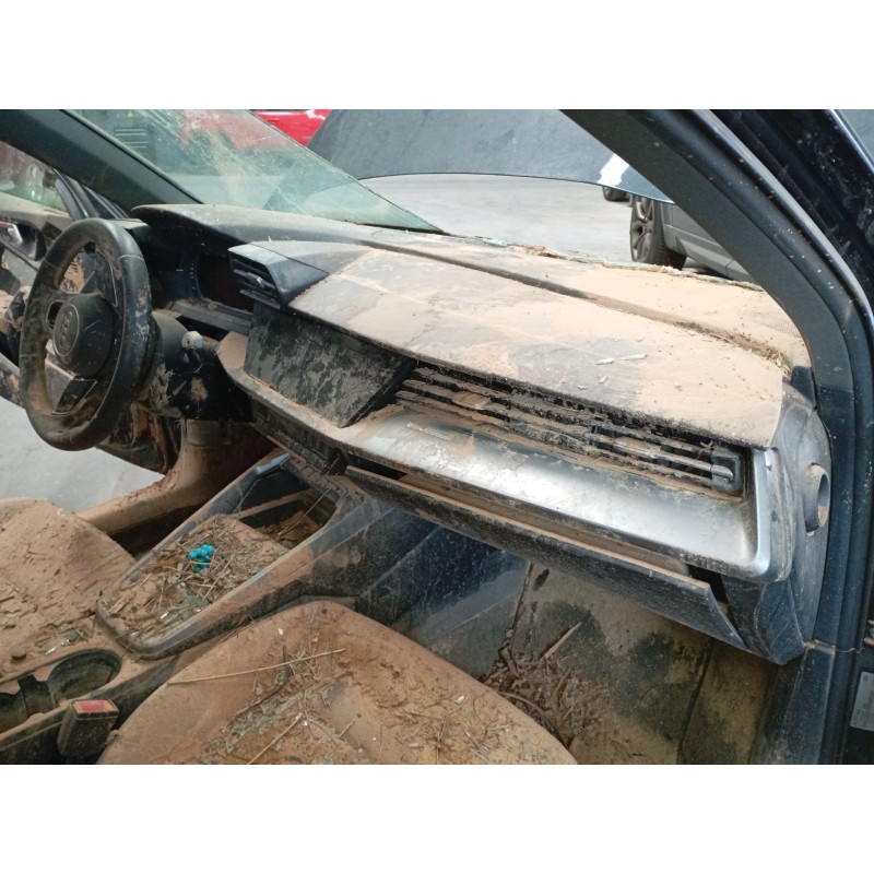 Recambio de salpicadero para audi a3 sportback (8ya, 8yf) 30 tdi referencia OEM IAM   