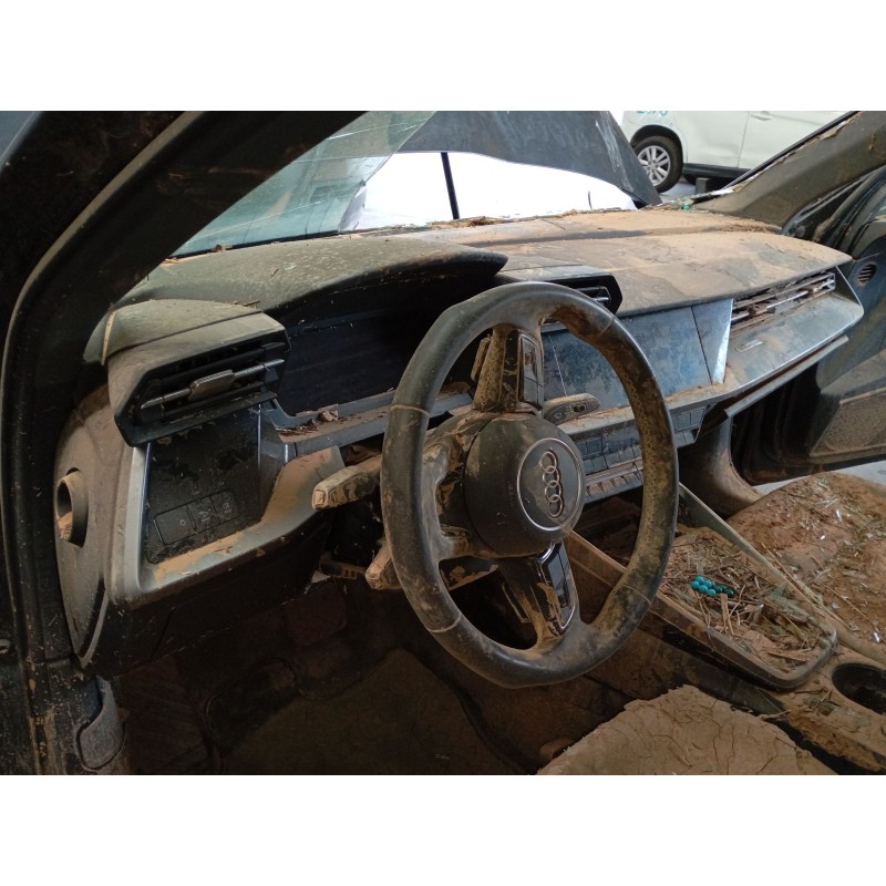 Recambio de salpicadero para audi a3 sportback (8ya, 8yf) 30 tdi referencia OEM IAM   