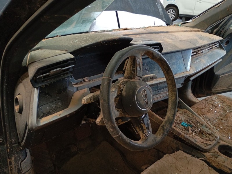 Recambio de salpicadero para audi a3 sportback (8ya, 8yf) 30 tdi referencia OEM IAM   