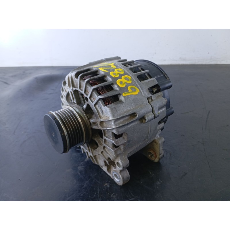 Recambio de alternador para dacia duster ambience 4x2 referencia OEM IAM   