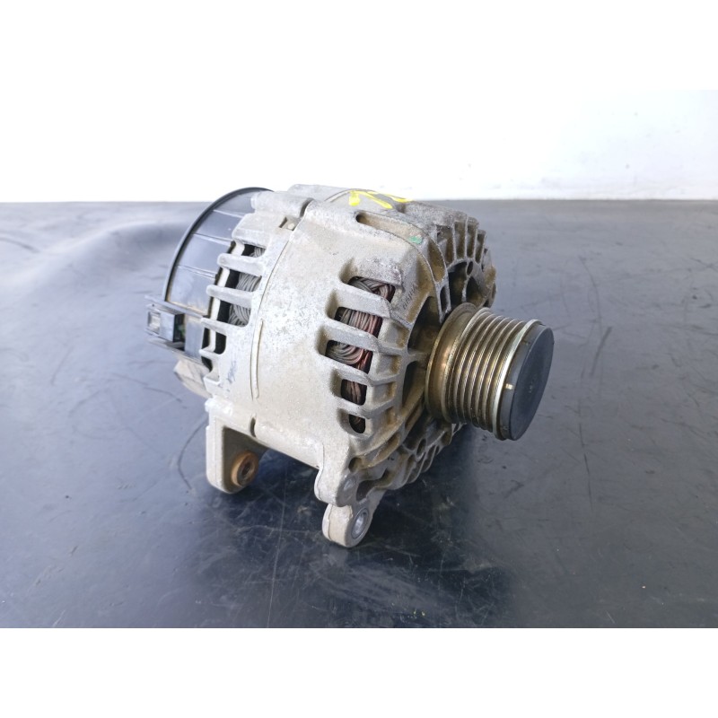 Recambio de alternador para dacia duster ambience 4x2 referencia OEM IAM   