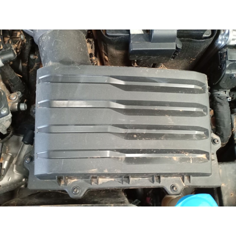 Recambio de filtro aire para audi a3 sportback (8ya, 8yf) 30 tdi referencia OEM IAM   