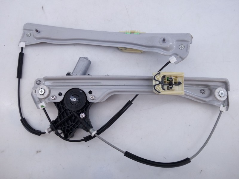 Recambio de elevalunas delantero derecho para opel insignia b grand sport (z18) 1.6 cdti (68) referencia OEM IAM GD558LF4022  