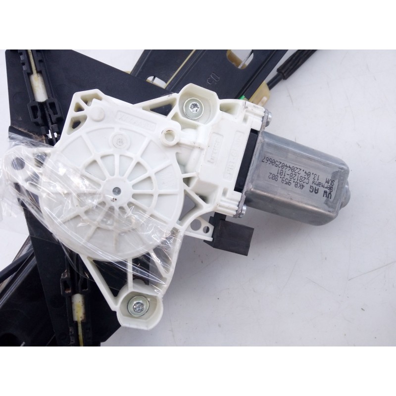 Recambio de elevalunas delantero derecho para porsche cayenne coupe (9yb) 3.0 e-hybrid awd referencia OEM IAM 4K0959802  