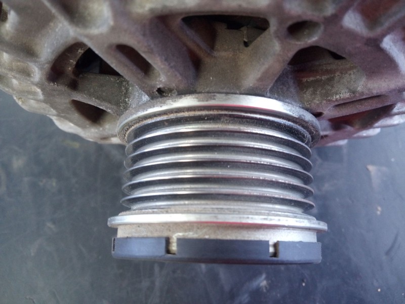 Recambio de alternador para opel insignia berlina business referencia OEM IAM   