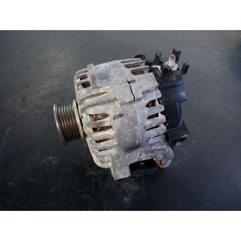 Recambio de alternador para opel insignia insignia b grand sport z18 referencia OEM IAM   