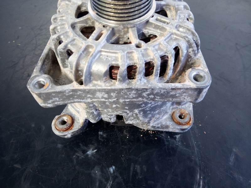 Recambio de alternador para opel insignia insignia b grand sport z18 referencia OEM IAM   