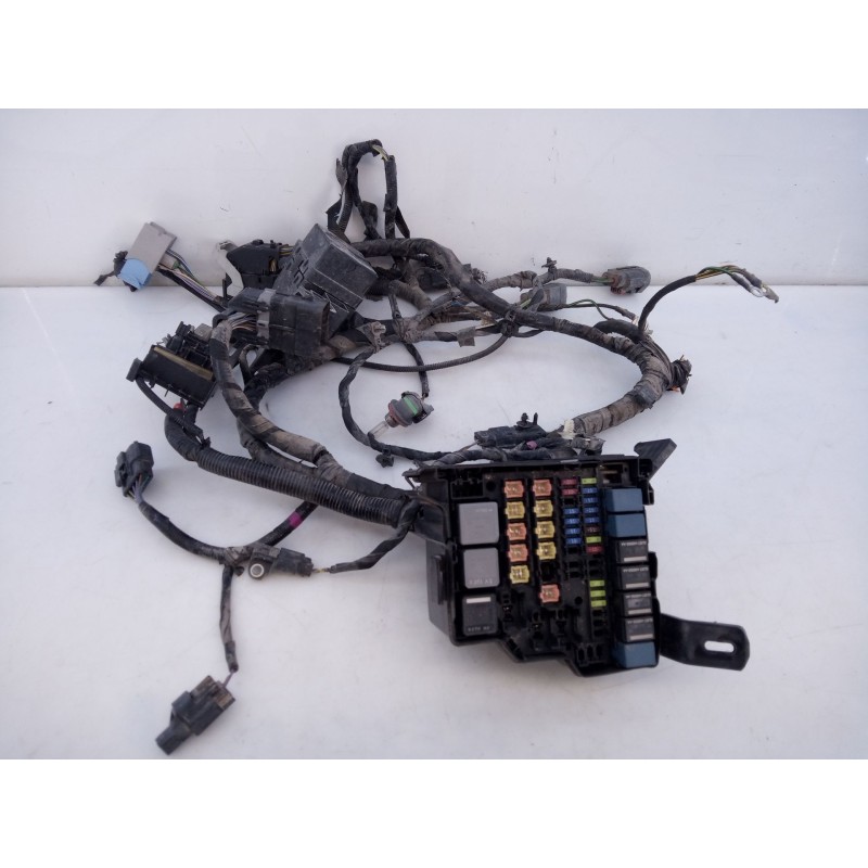 Recambio de caja reles / fusibles para ford tourneo courier (c4a) trend referencia OEM IAM   