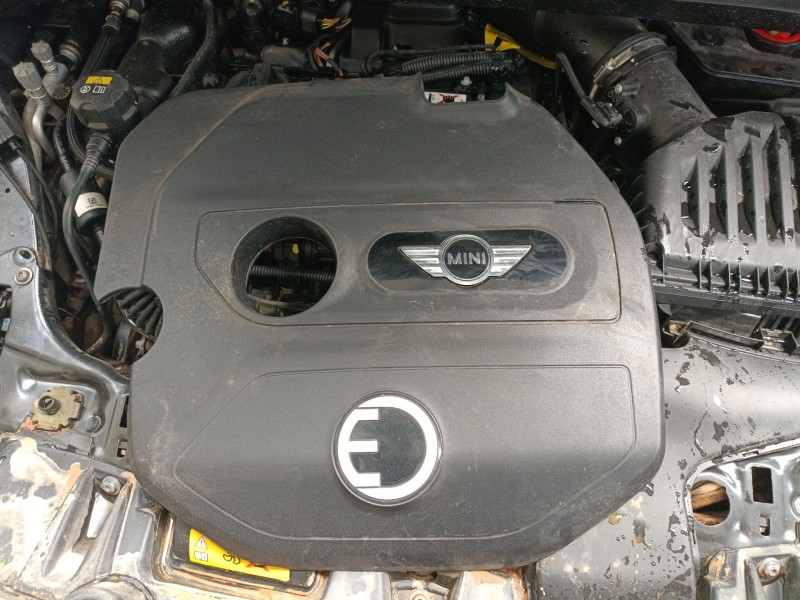 Recambio de tapa motor para mini mini countryman (f60) cooper se all4 referencia OEM IAM   