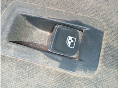 MANDO ELEVALUNAS DELANTERO DERECHO 