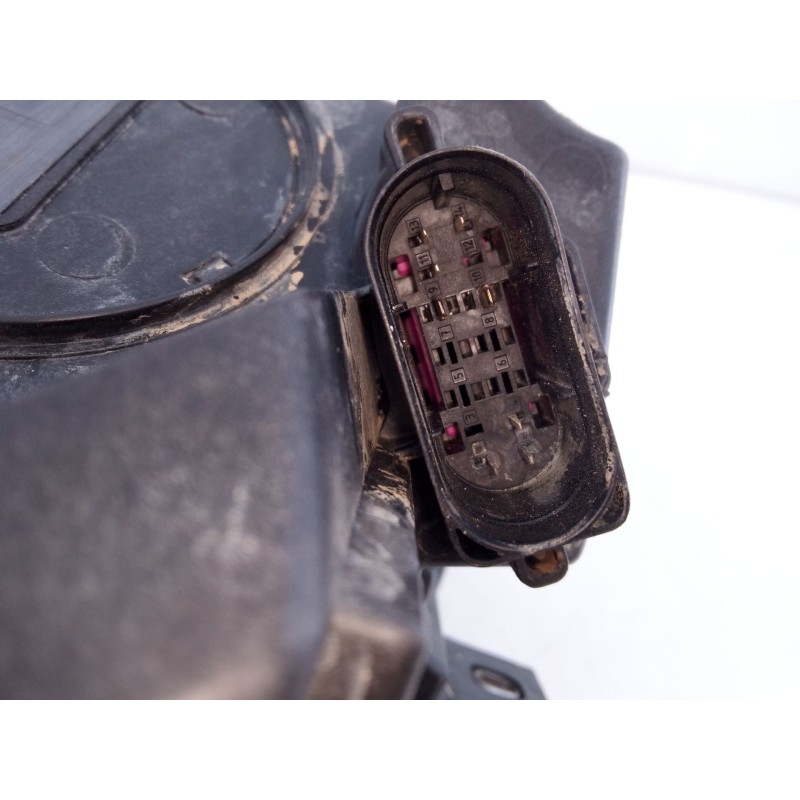 Recambio de faro izquierdo xenon para mercedes-benz clase a (w176) a 180 (176.042) referencia OEM IAM 1769068900  