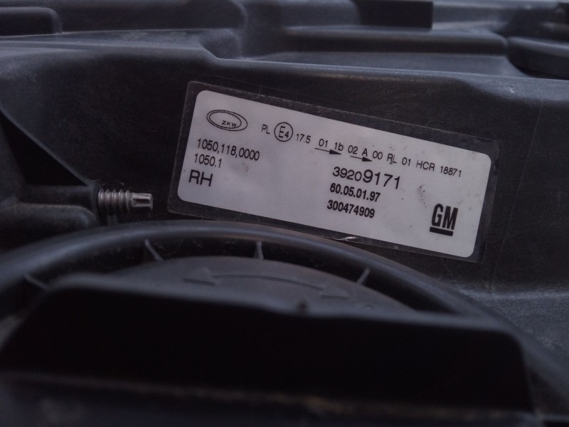 Recambio de faro derecho para opel insignia b grand sport (z18) 1.6 cdti (68) referencia OEM IAM   