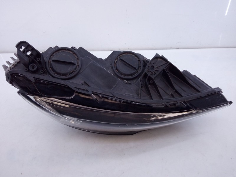 Recambio de faro derecho para opel insignia b grand sport (z18) 1.6 cdti (68) referencia OEM IAM   