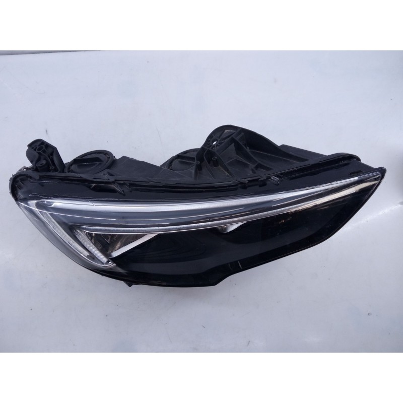 Recambio de faro derecho para opel insignia b grand sport (z18) 1.6 cdti (68) referencia OEM IAM   