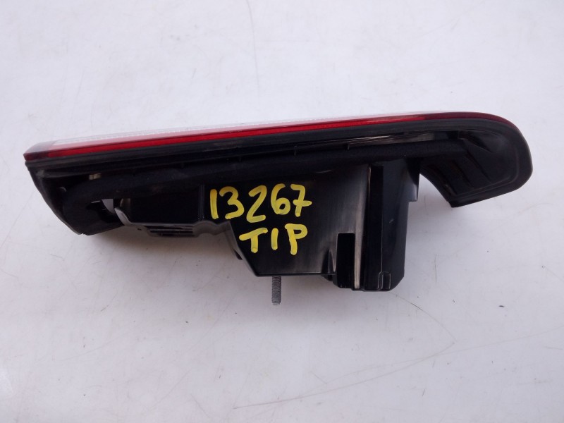 Recambio de piloto trasero izquierdo porton para mercedes-benz clase a sedán (v177) a 250 e (177.186) referencia OEM IAM   