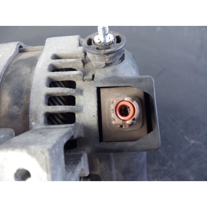 Recambio de alternador para toyota rav 4 advance referencia OEM IAM   