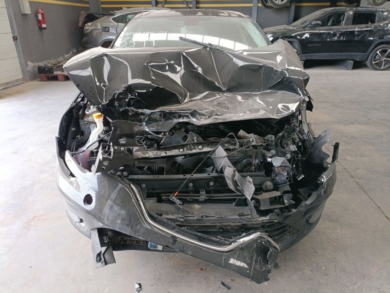 renault megane iv sedán del año 2023