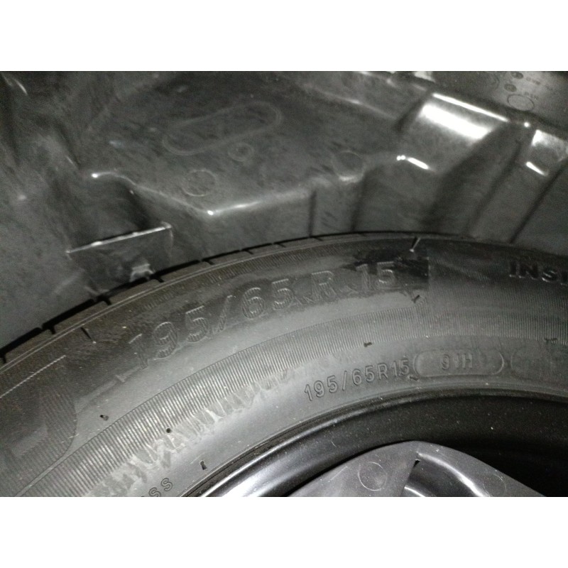 Recambio de neumatico repuesto para renault megane iv sedán 1.3 tce 140 (lvnb) referencia OEM IAM   