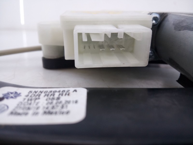 Recambio de elevalunas trasero derecho para volkswagen tiguan allspace (bw2, bj2) 2.0 tsi 4motion referencia OEM IAM 5NN839462A 