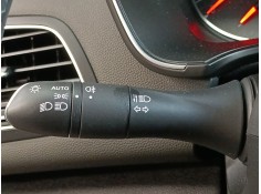 Recambio de mando intermitentes para renault megane iv sedán 1.3 tce 140 (lvnb) referencia OEM IAM   