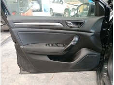 GUARNECIDO PUERTA DELANTERA IZQUIERDA 