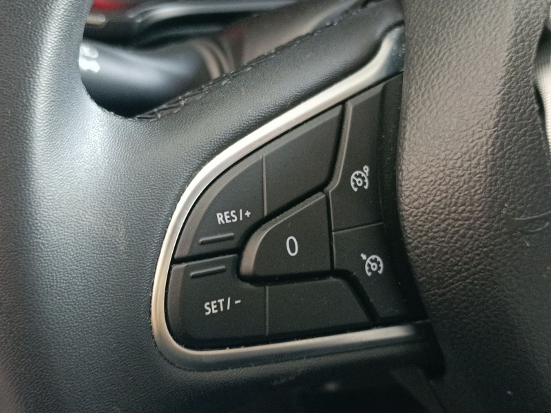 Recambio de volante para renault megane iv sedán 1.3 tce 140 (lvnb) referencia OEM IAM   