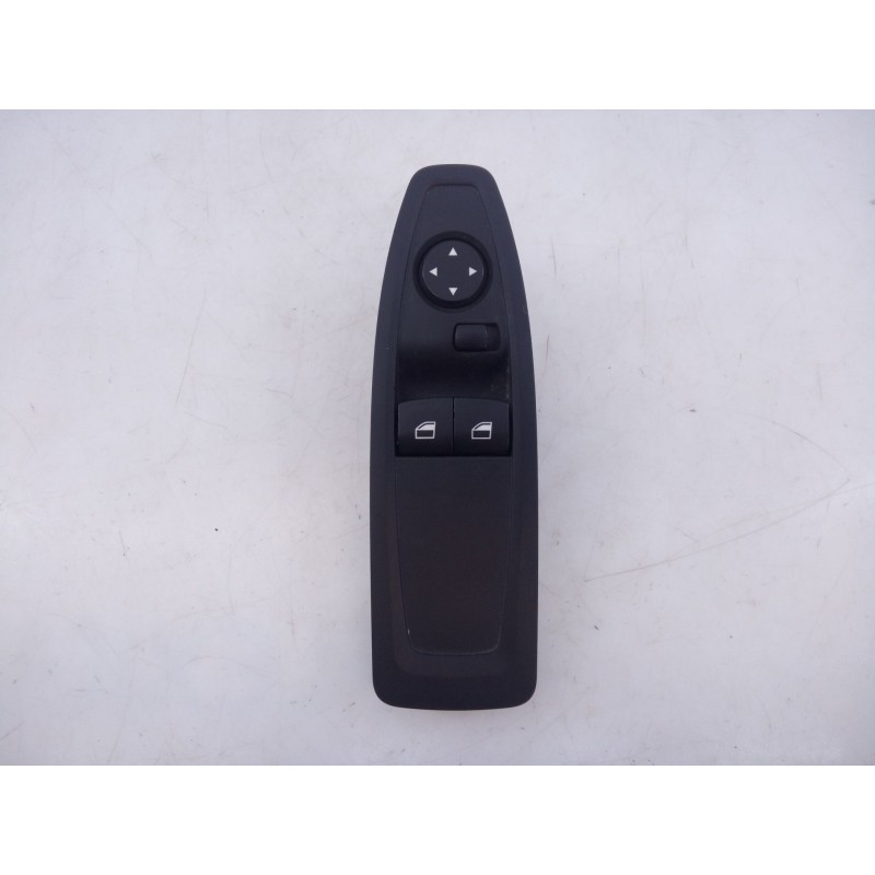 Recambio de mando elevalunas delantero izquierdo para bmw serie 1 lim. (f21) 116d referencia OEM IAM 9226264-04  