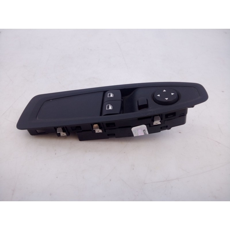 Recambio de mando elevalunas delantero izquierdo para bmw serie 1 lim. (f21) 116d referencia OEM IAM 9226264-04  