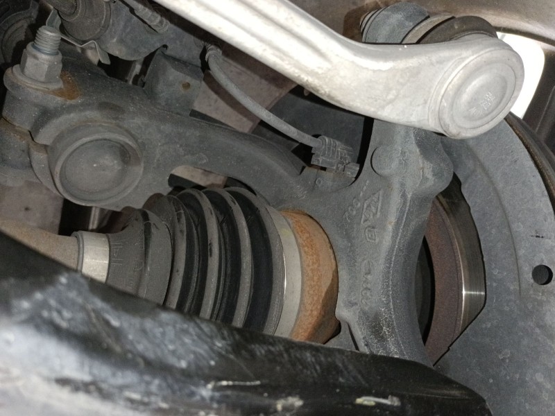 Recambio de mangueta delantera derecha para renault megane iv sedán 1.3 tce 140 (lvnb) referencia OEM IAM   