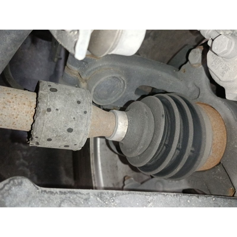 Recambio de transmision delantera izquierda para renault megane iv sedán 1.3 tce 140 (lvnb) referencia OEM IAM   