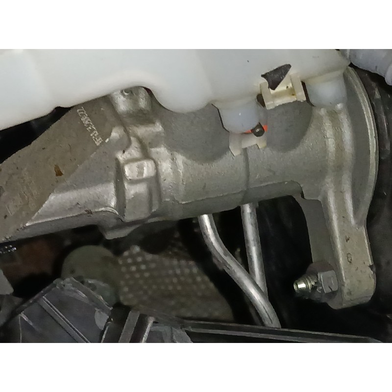 Recambio de bomba freno para renault megane iv sedán 1.3 tce 140 (lvnb) referencia OEM IAM   