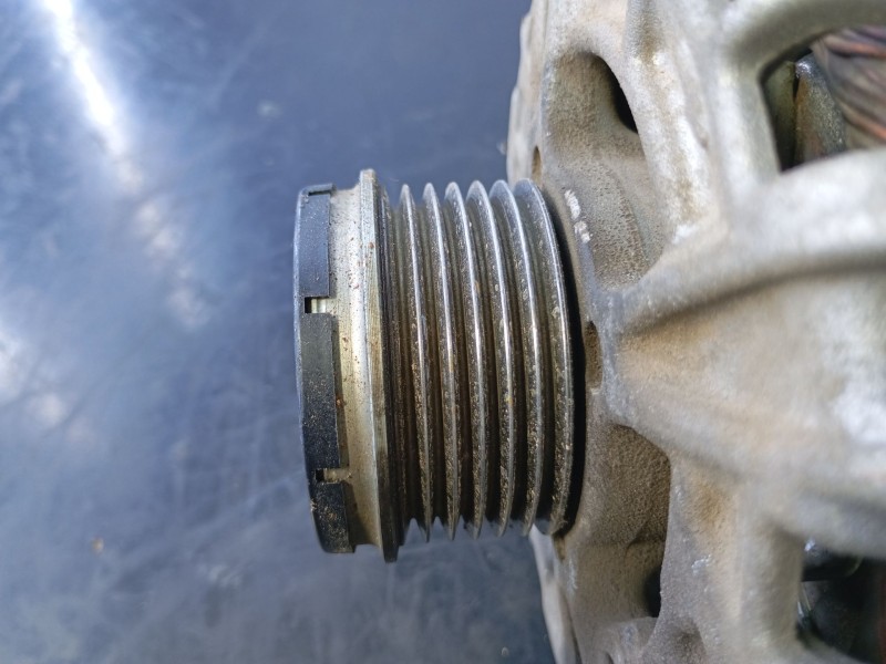 Recambio de alternador para land rover range rover evoque (l538) 2.2 d 4x4 referencia OEM IAM 0125812014 310215 