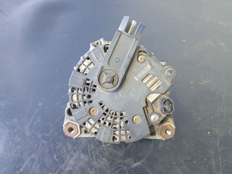 Recambio de alternador para land rover range rover evoque (l538) 2.2 d 4x4 referencia OEM IAM 0125812014 310215 
